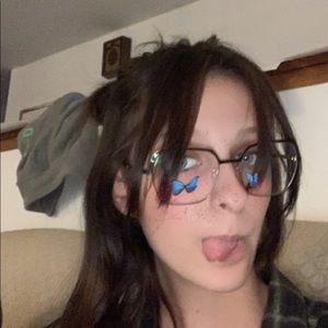 Meet your Posher, Kara